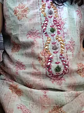 Saruvahini live cam on StripChat