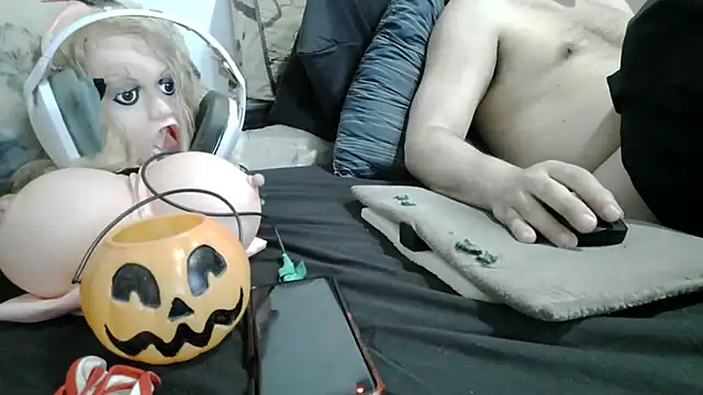 messi_syssy live cam on StripChat