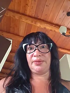 TheGoddessBianca live cam on StripChat
