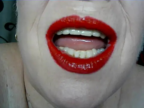 SWEET--Nika live cam on StripChat