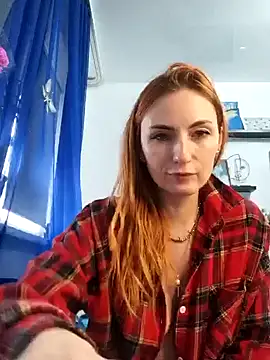 HelenWildCat live cam on StripChat