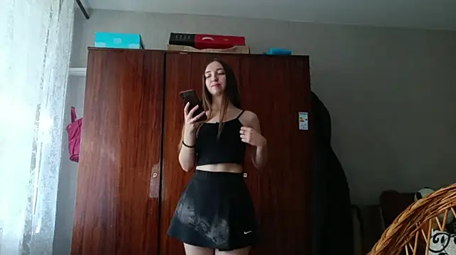 WynonaFarhat live cam on StripChat
