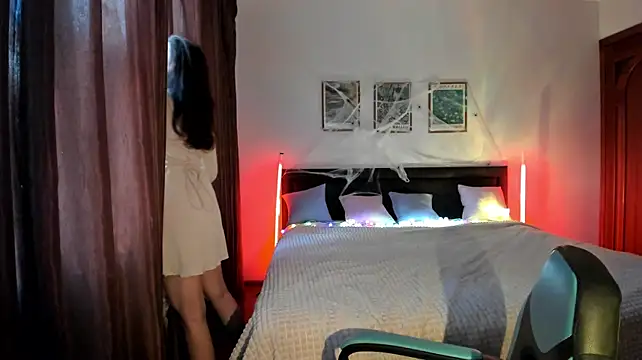 adeline live cam on StripChat