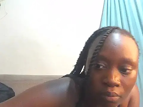 Midnighqueen01 live cam on StripChat