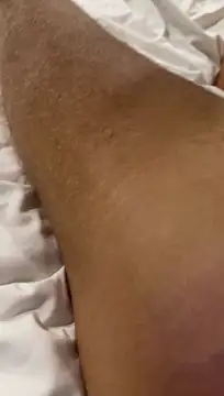 Honeyed_Couple