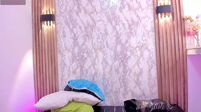 Lia_collins7