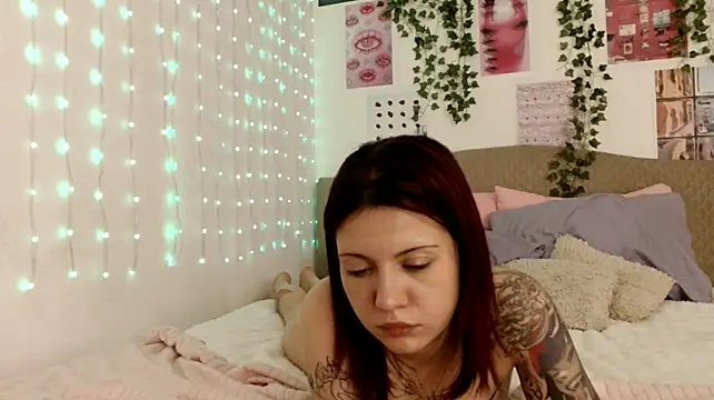 Lily_Flores