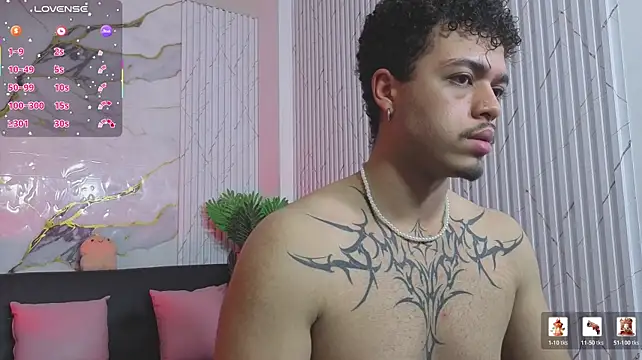 Dominic_tay webcam