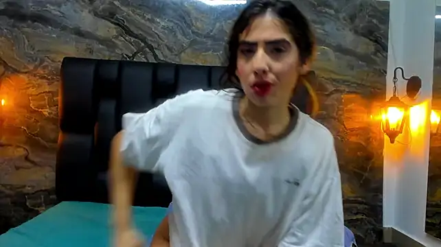 _Gold_strawberry live cam on StripChat