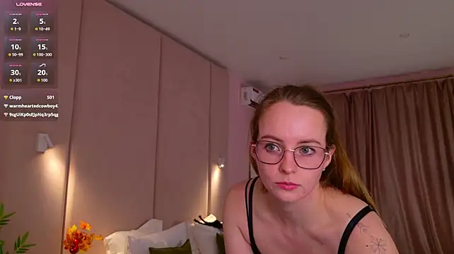 JaniceCollins live cam on StripChat