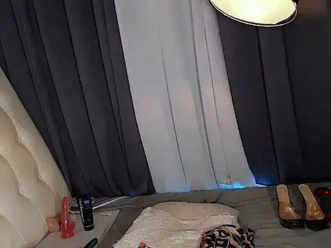 Modella: Foxxy_Barbie