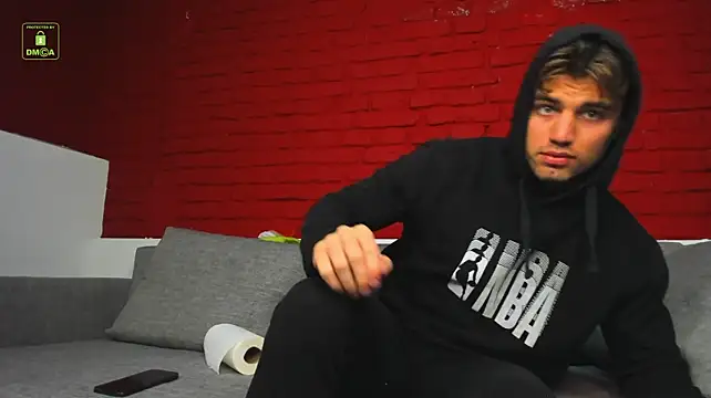 kyle_baker (M young) - Buzz My Ass Untill I Cum ! ! !