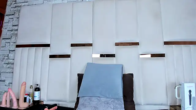 Candyhoneyh webcam