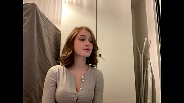 sereneglowz webcam