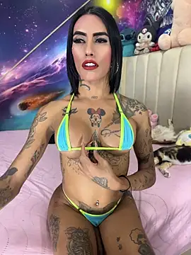 Nella_Dolls live cam on StripChat