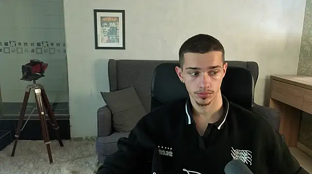 KaydenDrew on Stripchat