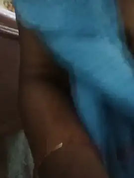 tamil_swathii live cam on StripChat