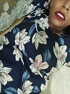 Itz_Aisha__