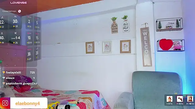 Keily-w live cam on StripChat