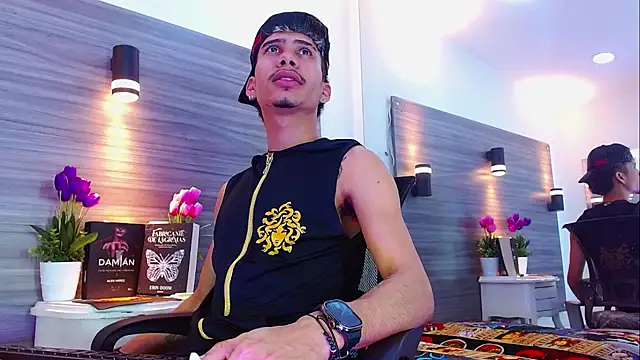Skinny_cute_Alyer webcam