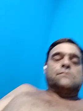 casalcoupebrasil (Ask my age) - Bater uma 20 minutos fica pelado mostra