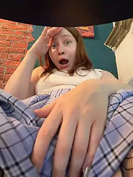 slaviccandy (F young) - PUT OFF THE TOP IN PUBLIC MENS WC