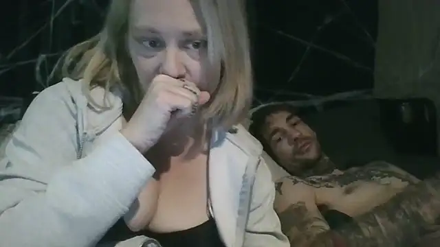 2-blunt-cunts (Ask my age) - circle jerk lets drink and play together