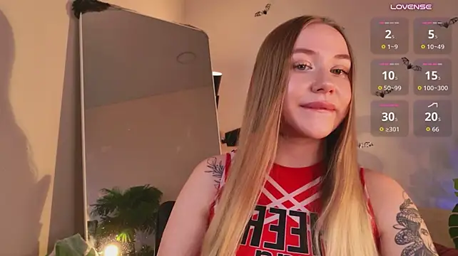 PlayfulEmilia webcam