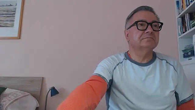 you6me (M grandpa) - Naked show cum