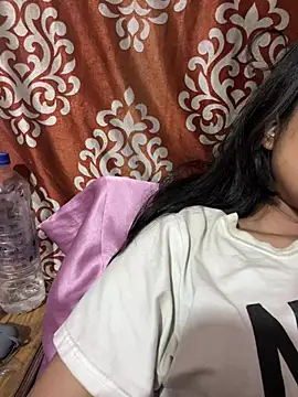 Sandhya_77 live cam on StripChat
