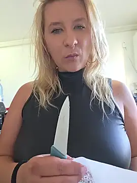 KaylinJan blowjob cum goal room