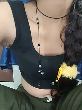 Hot_Riya_999