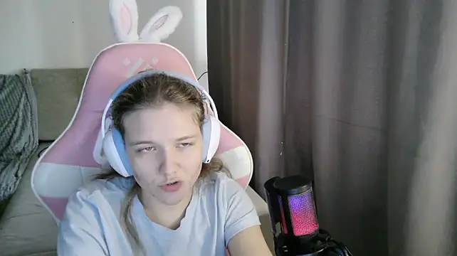 HelenMo0n