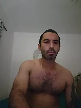 adolfoGaraz3bt