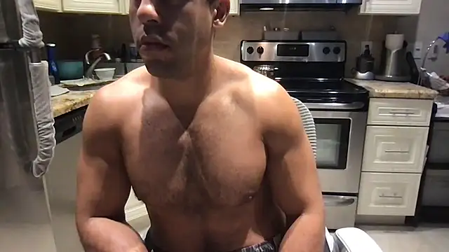 BigGuyMuscle live cam on StripChat