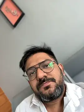 hotcuteguy_xxx1 live cam on StripChat