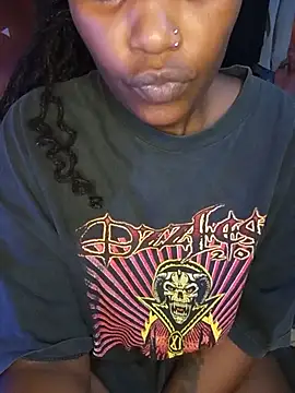 Smilegal live cam on StripChat
