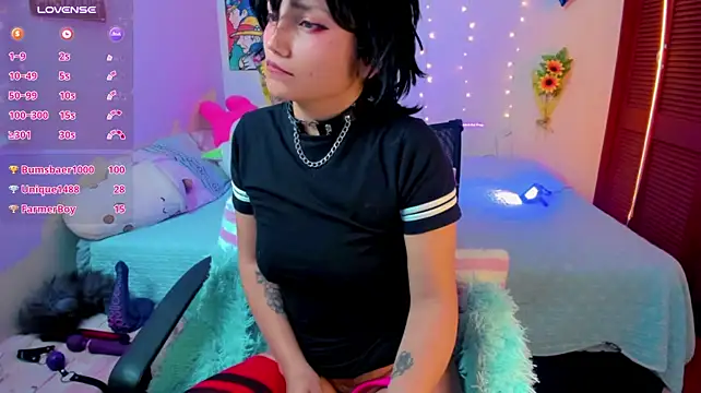 akai_krazna live cam on StripChat