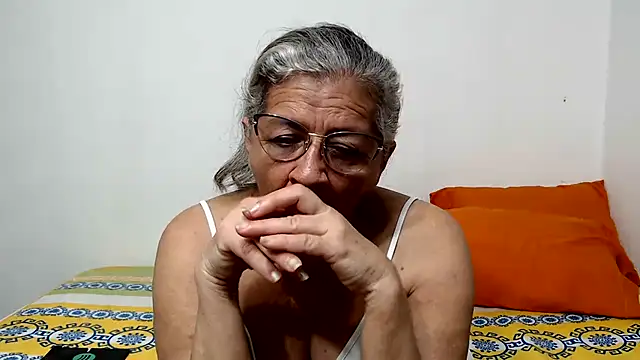 candy_mature_ live cam on StripChat