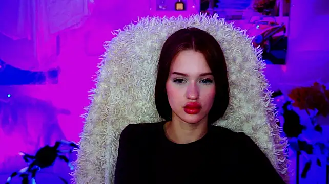 AngelaHolmes live cam on StripChat
