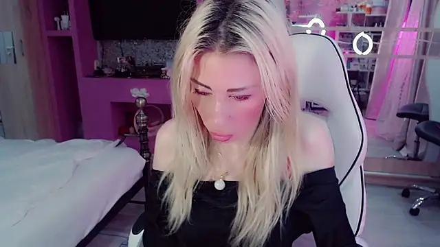 AnnieGOld_