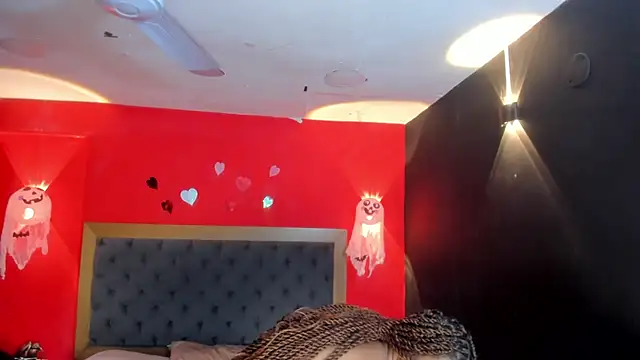 YayaHilton