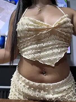 Valentina-gomezz webcam