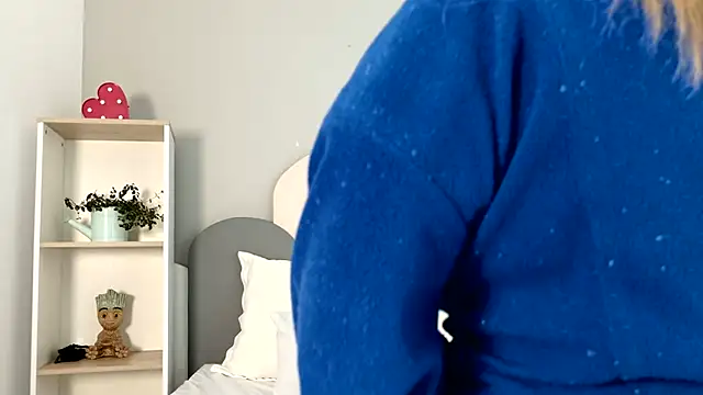 TaraCarson live cam on StripChat