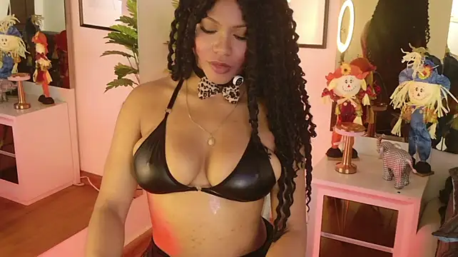 Anabella_London