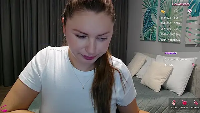 mia_bloomy live cam on StripChat