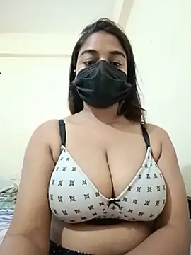 Little_toy_girl