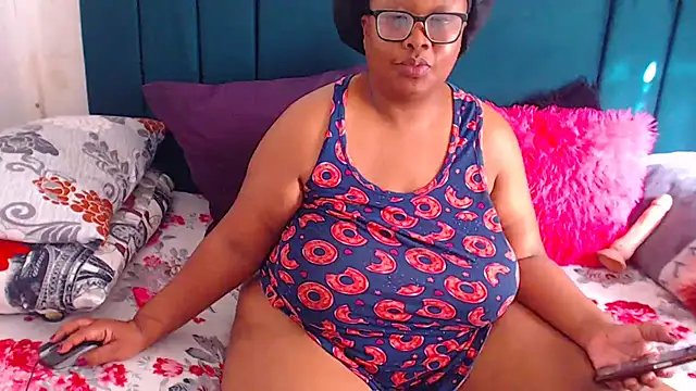 BUSTYTUMIXX23