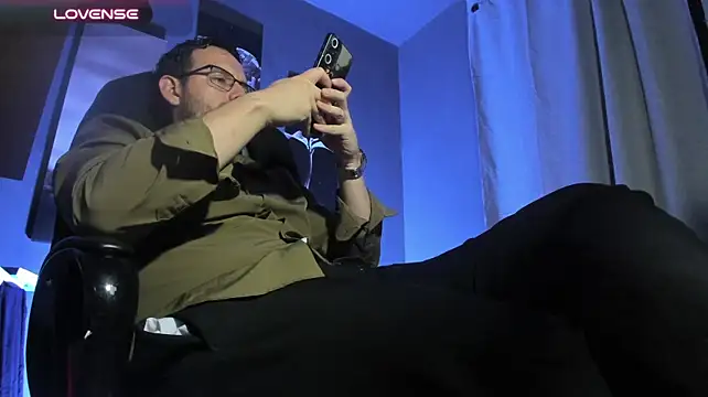 Jerry_hot1 live cam on StripChat