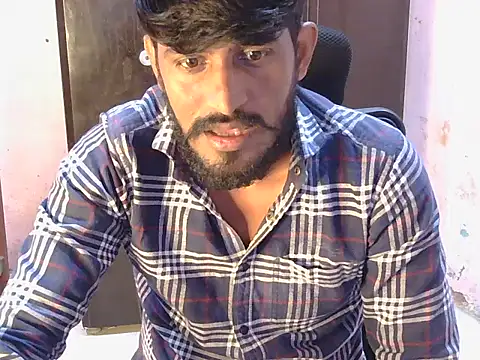 Yuvi_hot